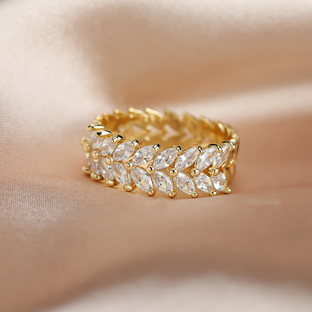 Sparkling Wheat Paved Band Ring with Shining Zirconia - Multiple Color Options